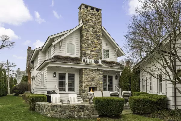 Norwalk, CT 06853,9 Barclay Court