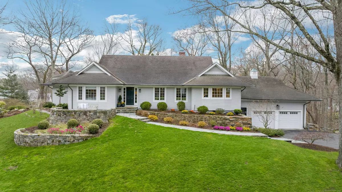 Darien, CT 06820,7 Homewood Lane