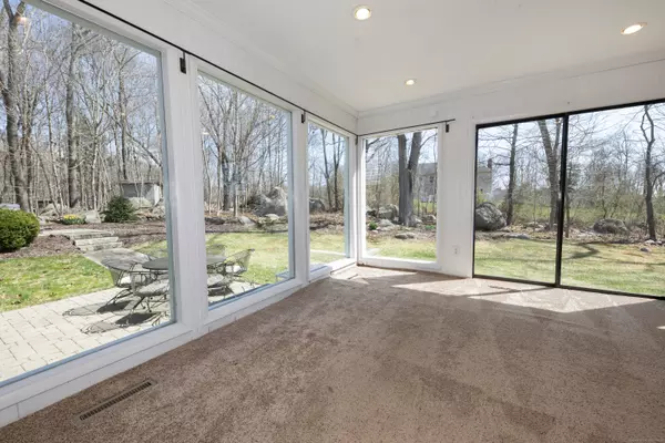 Guilford, CT 06437,170 Barker Hill Drive