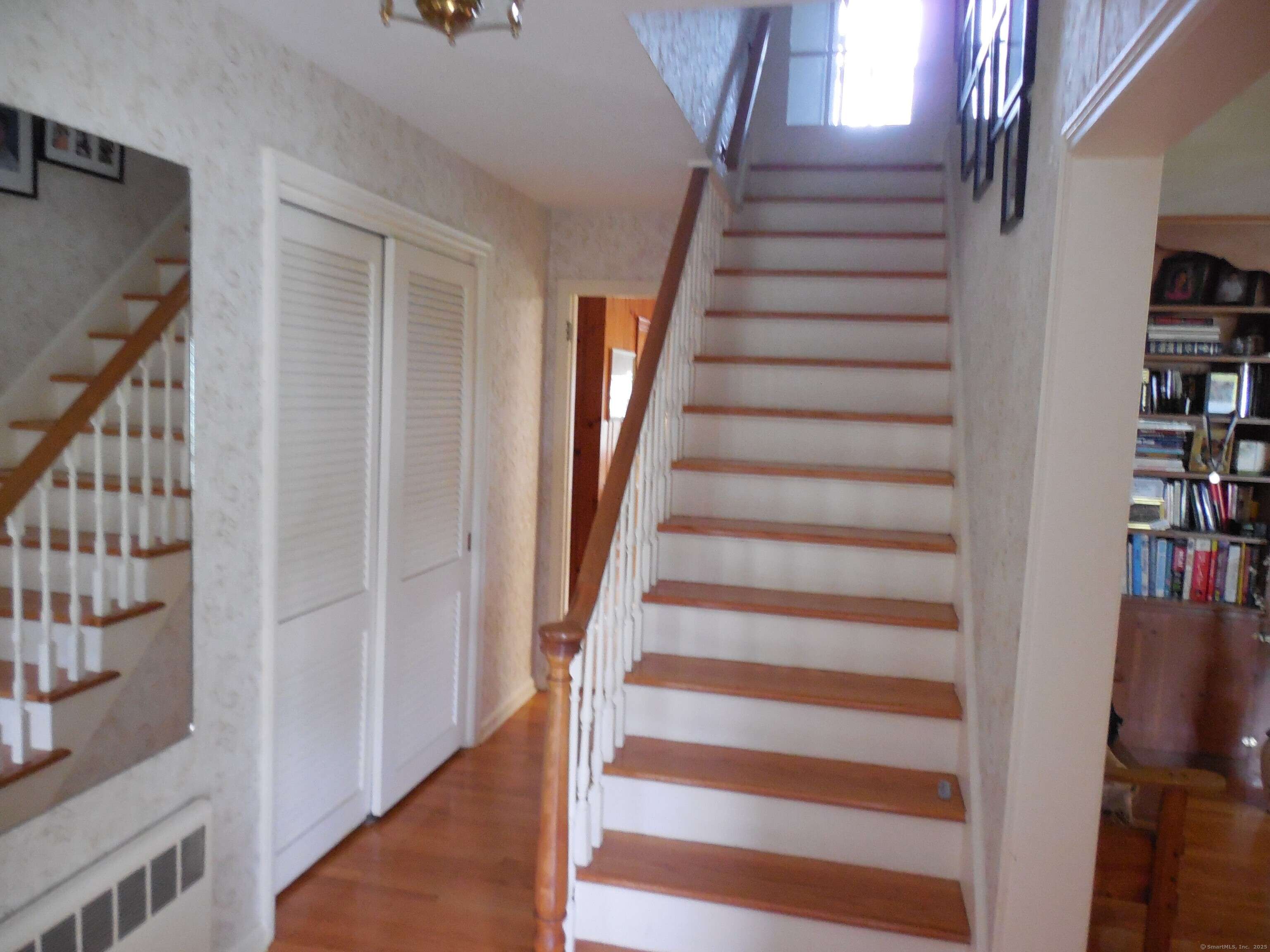 Madison, CT 06443,16 Shorelands Drive