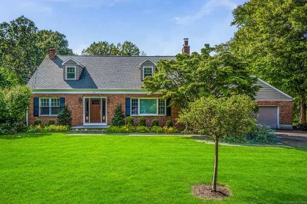 27 Ritch Drive, Ridgefield, CT 06877