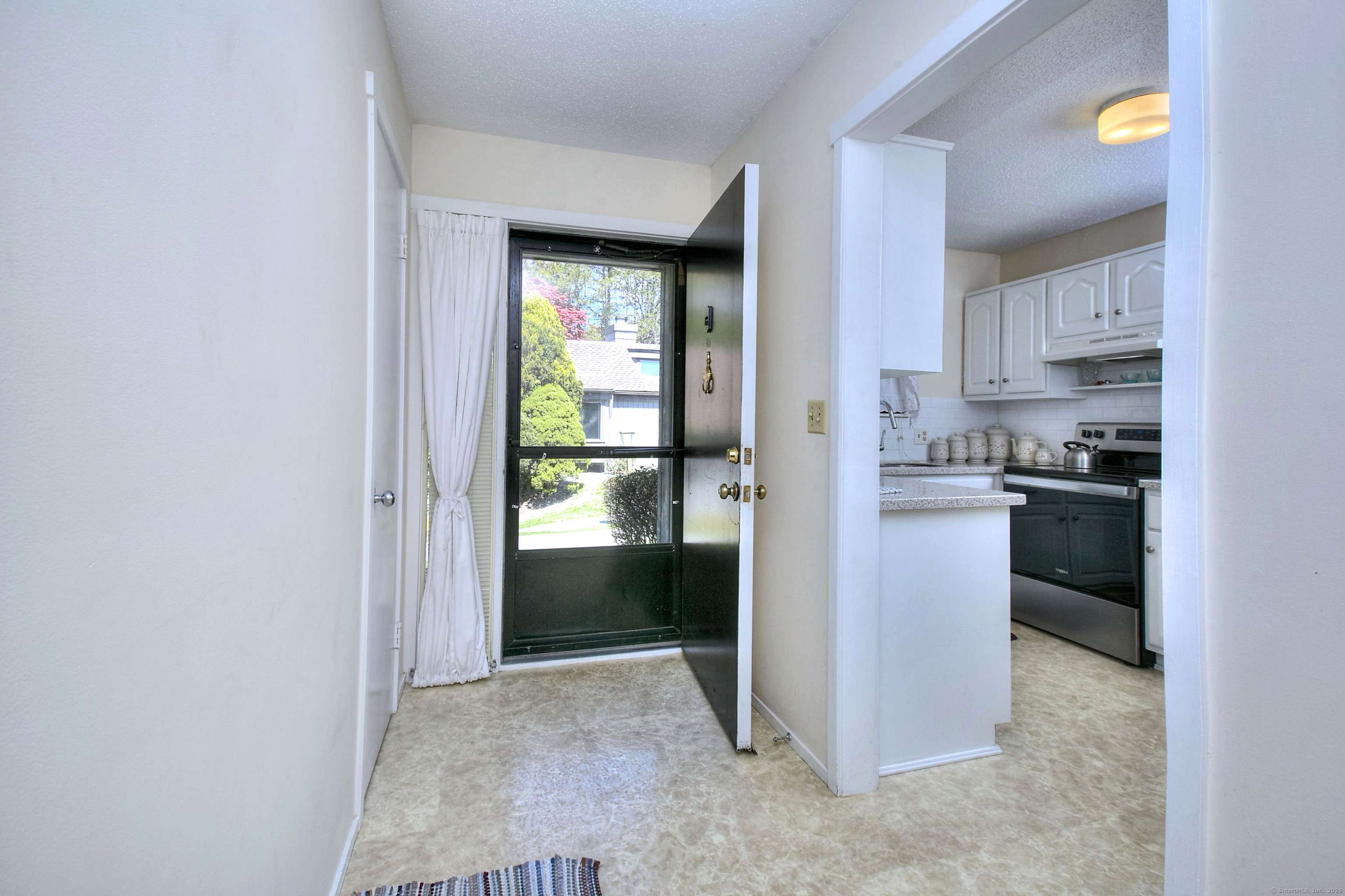 Southbury, CT 06488,504 Heritage Village #A