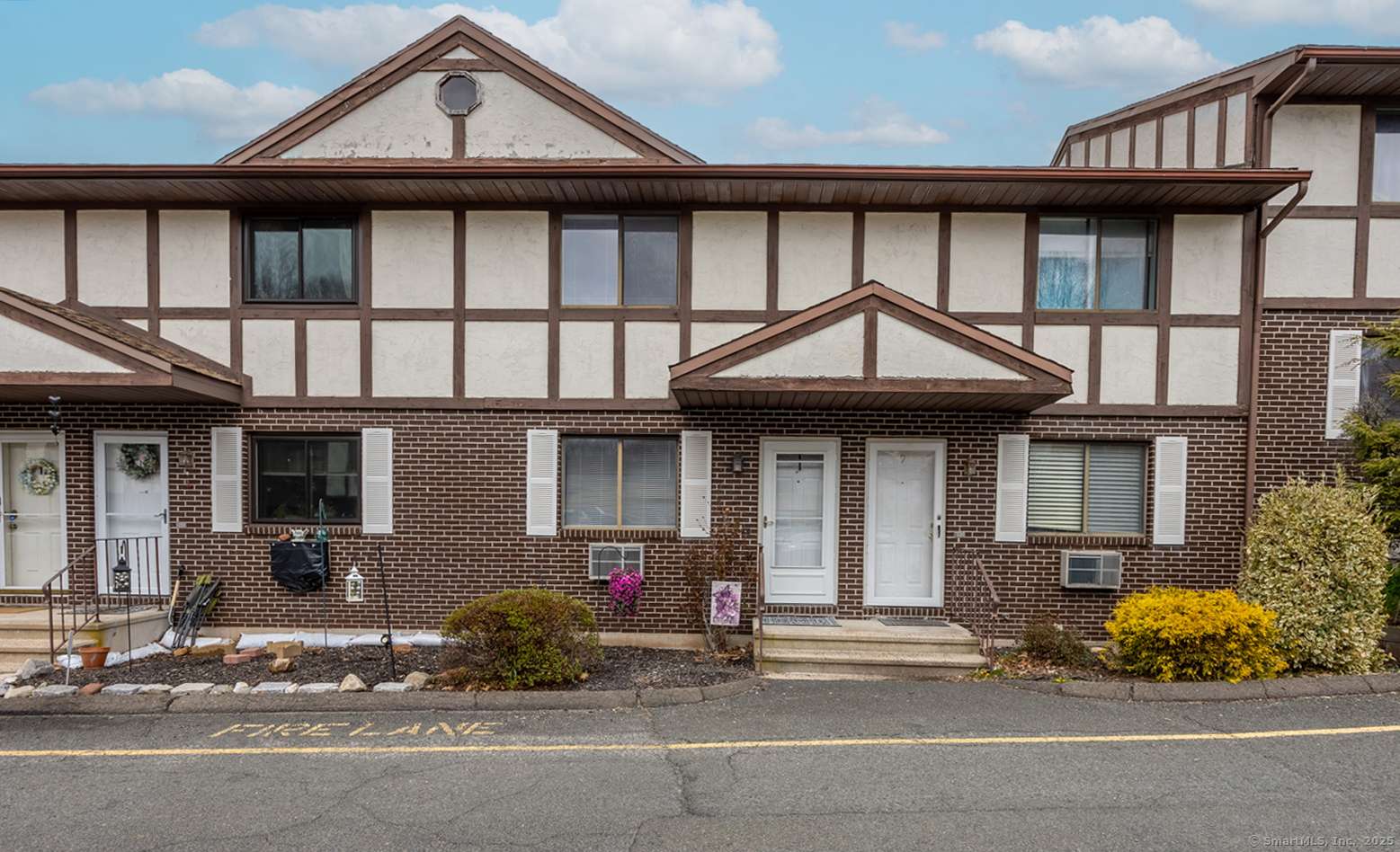 260 Scott Road #APT 10, Waterbury, CT 06705