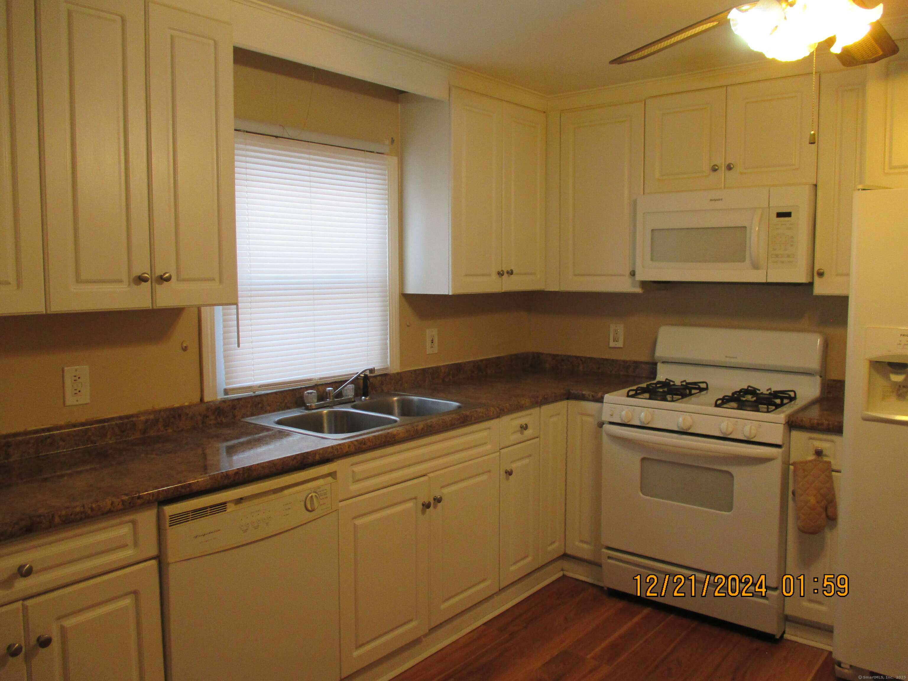 Waterbury, CT 06708,84 Deerfield Avenue