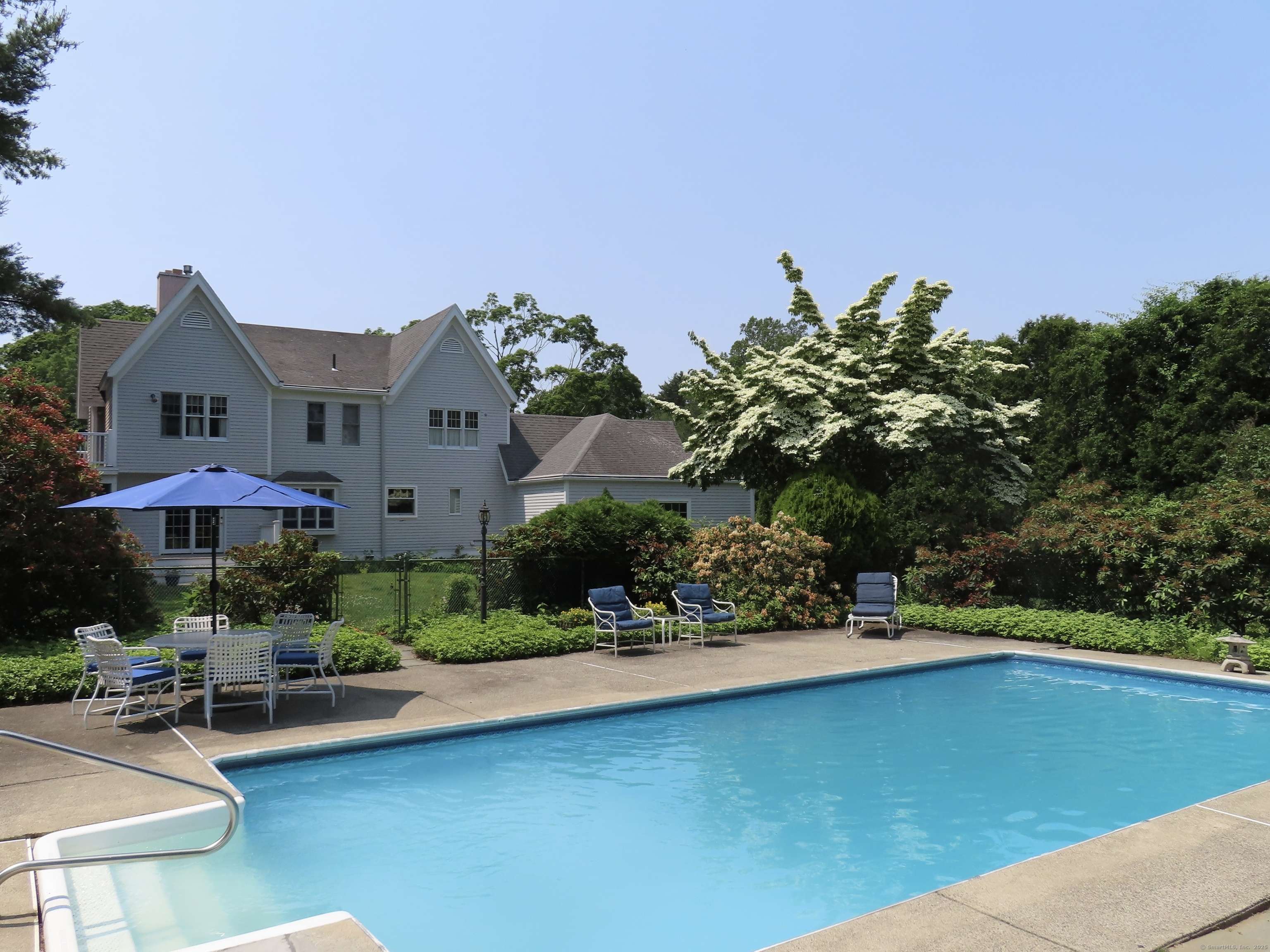 Old Lyme, CT 06371,9 Academy Lane