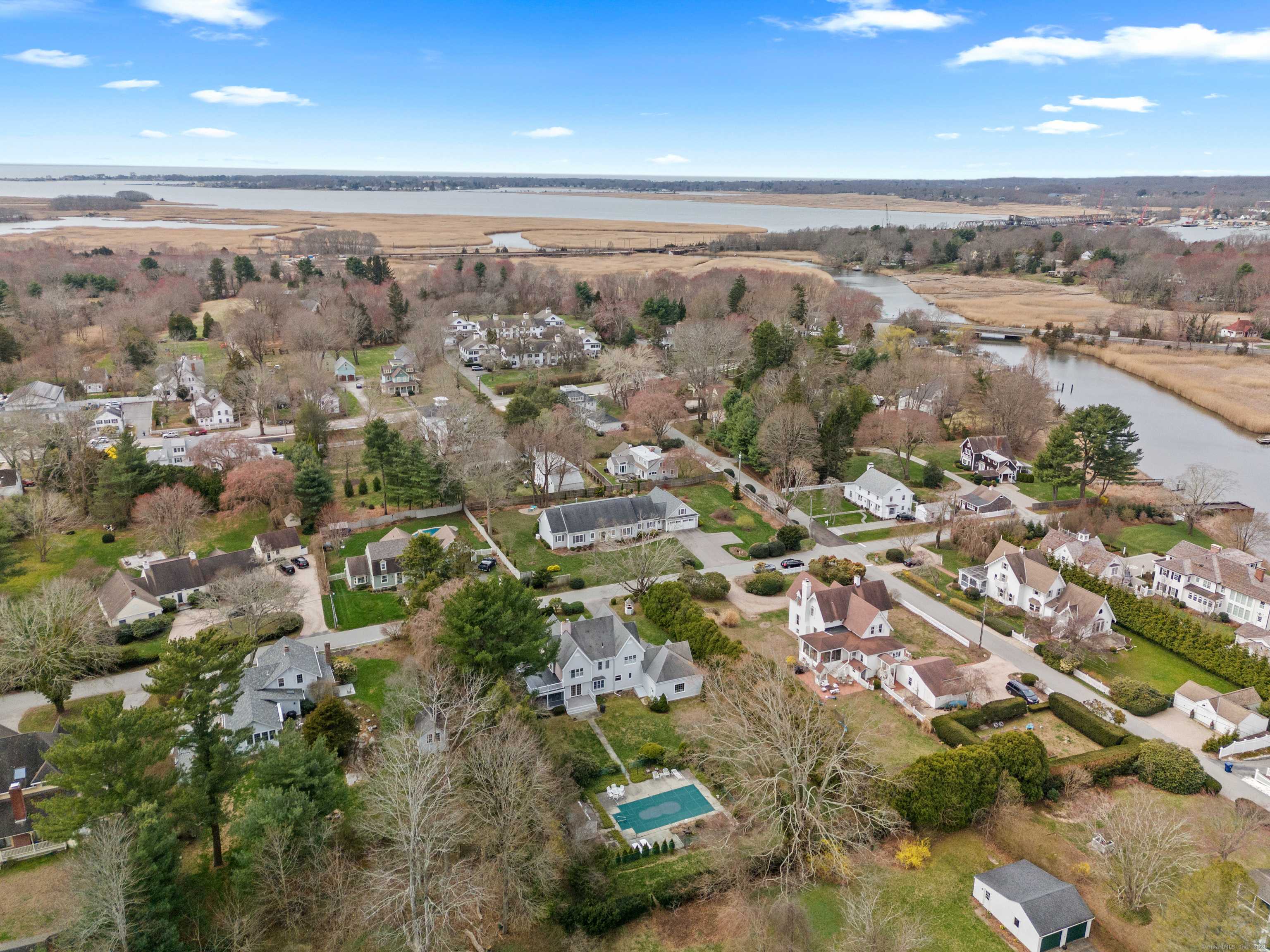 Old Lyme, CT 06371,9 Academy Lane