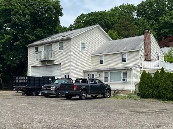 2 Olmstead Place, Norwalk, CT 06855