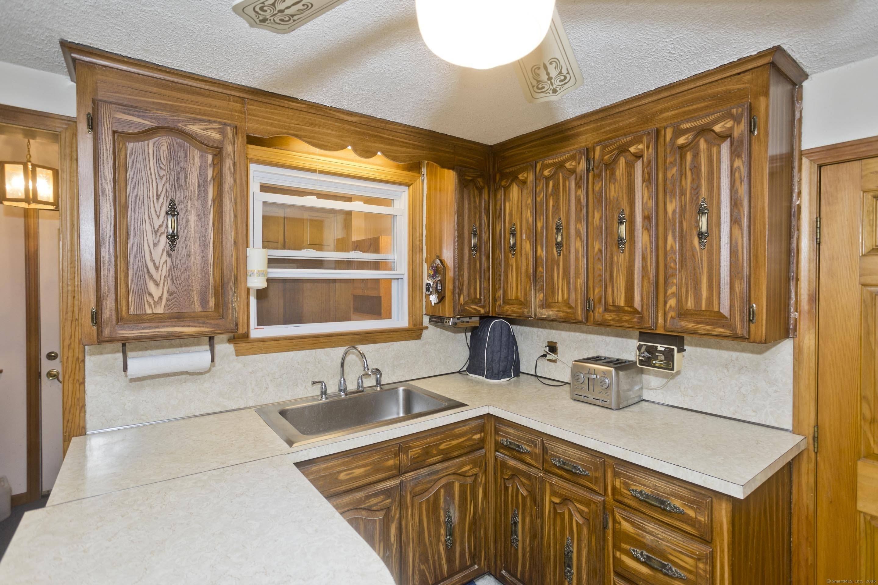 South Windsor, CT 06074,691 Chapel Road