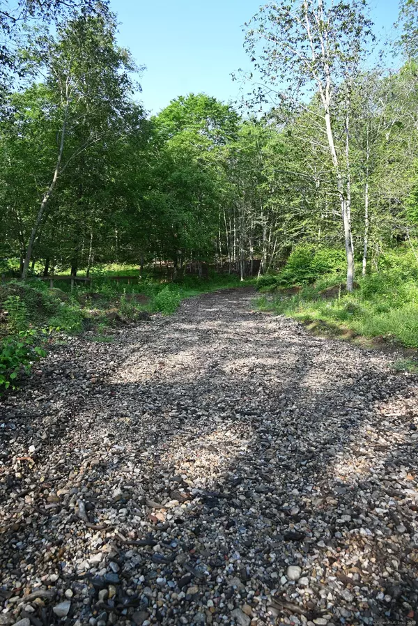 Old Saybrook, CT 06475,62-14,15,16 Middlesex Turnpike