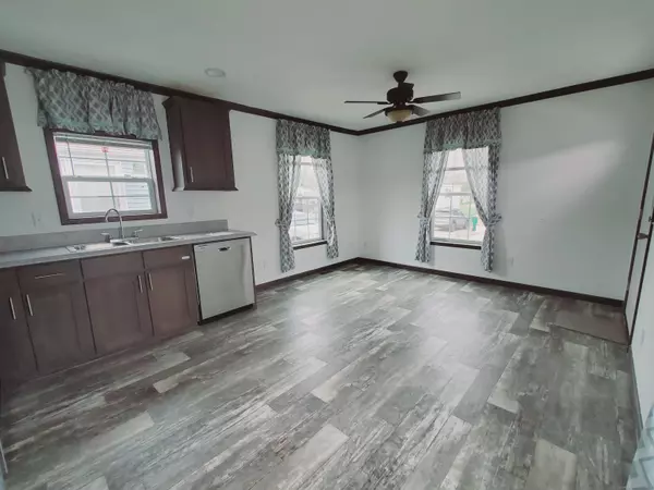 Branford, CT 06405,525 East Main Street #8