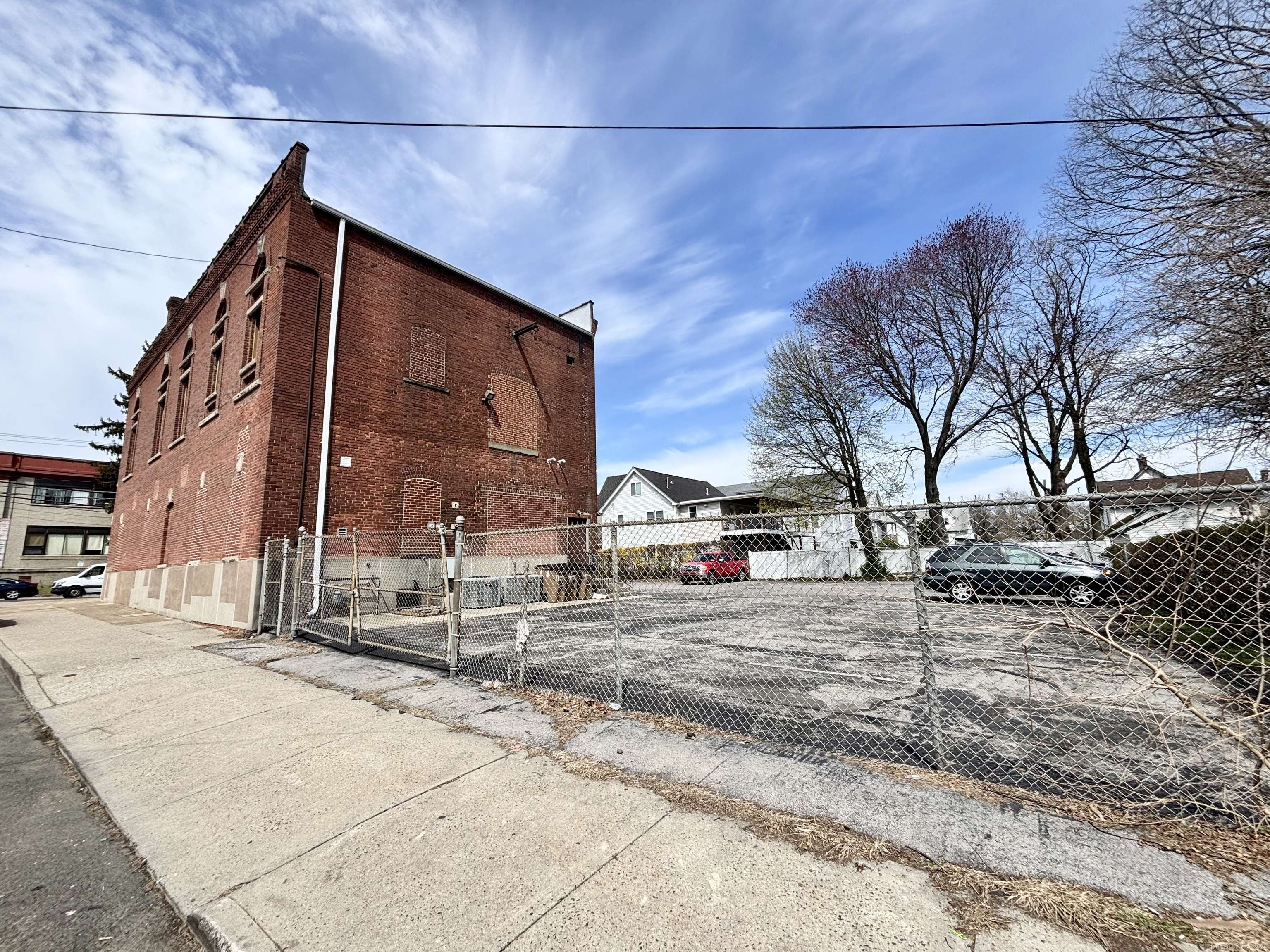 Stamford, CT 06902,80 Lockwood Avenue