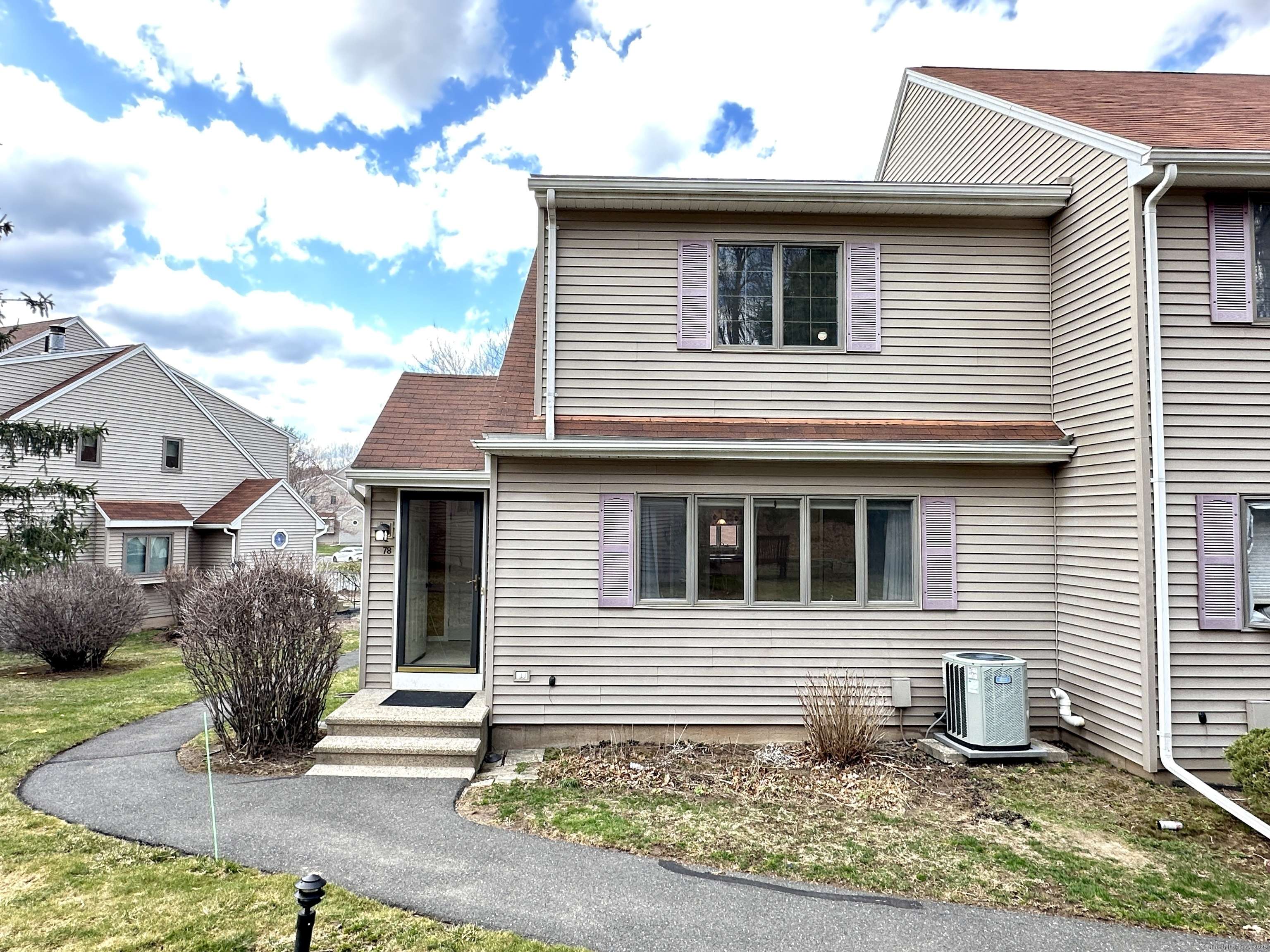 78 Woodcock Court #78, Windsor Locks, CT 06096