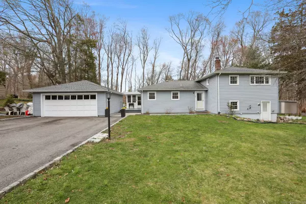 Norwalk, CT 06851,42 Stonecrop Road