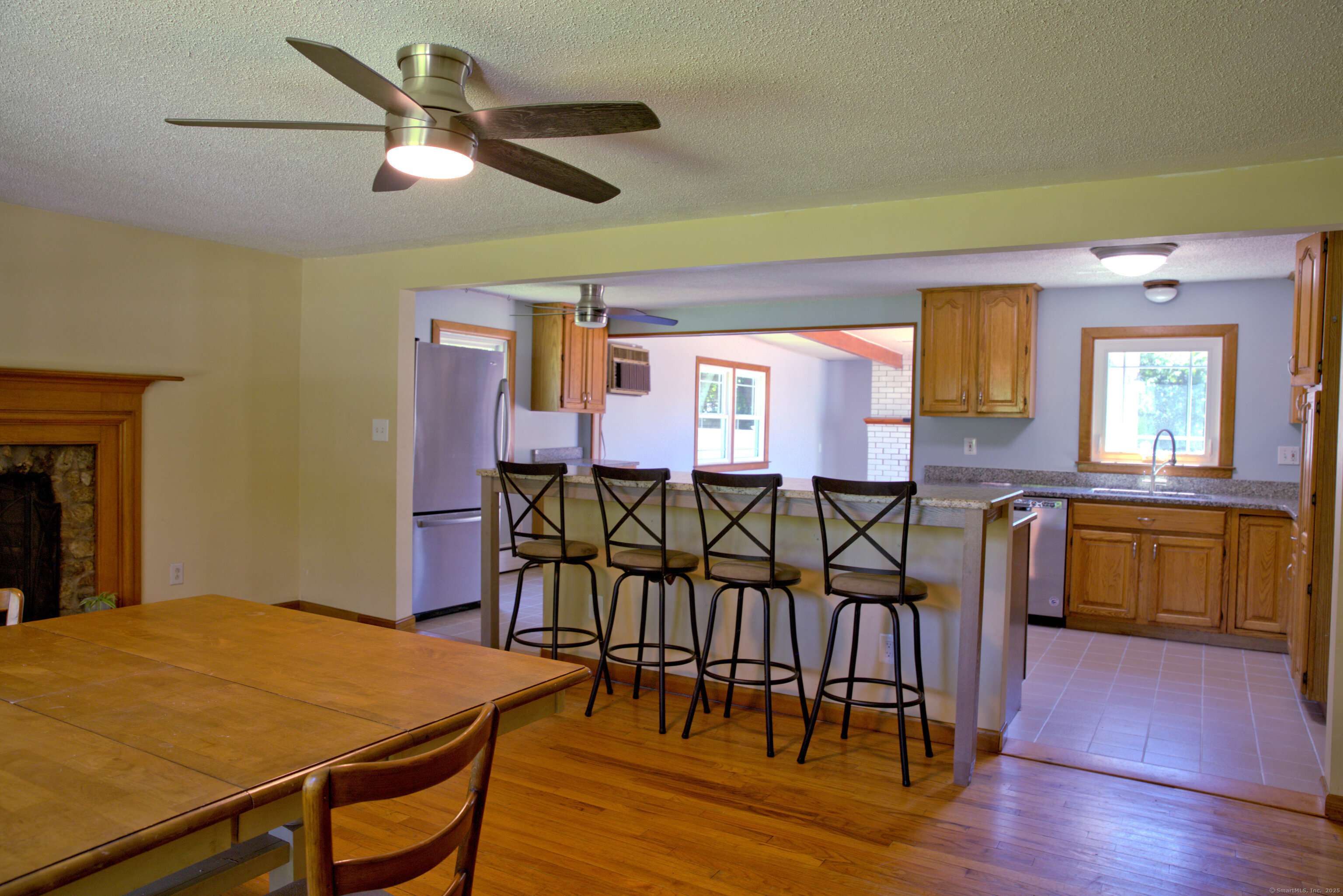Suffield, CT 06078,899 Branch Road