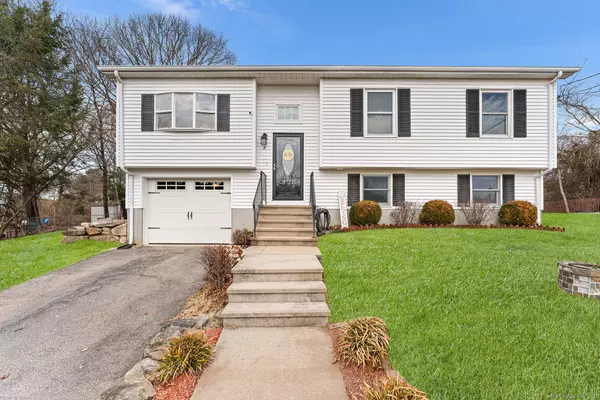 8 Glasgo Road, Stonington, CT 06379