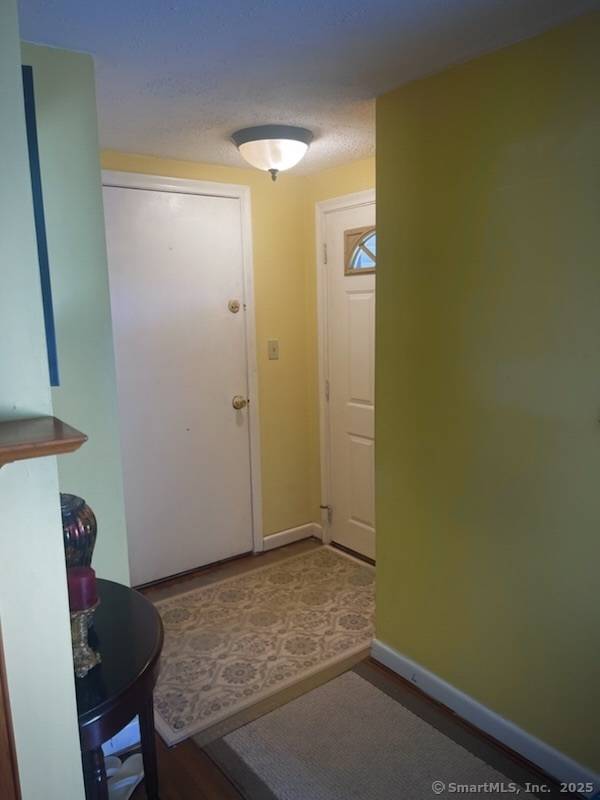 West Hartford, CT 06110,60 Dartmouth Avenue