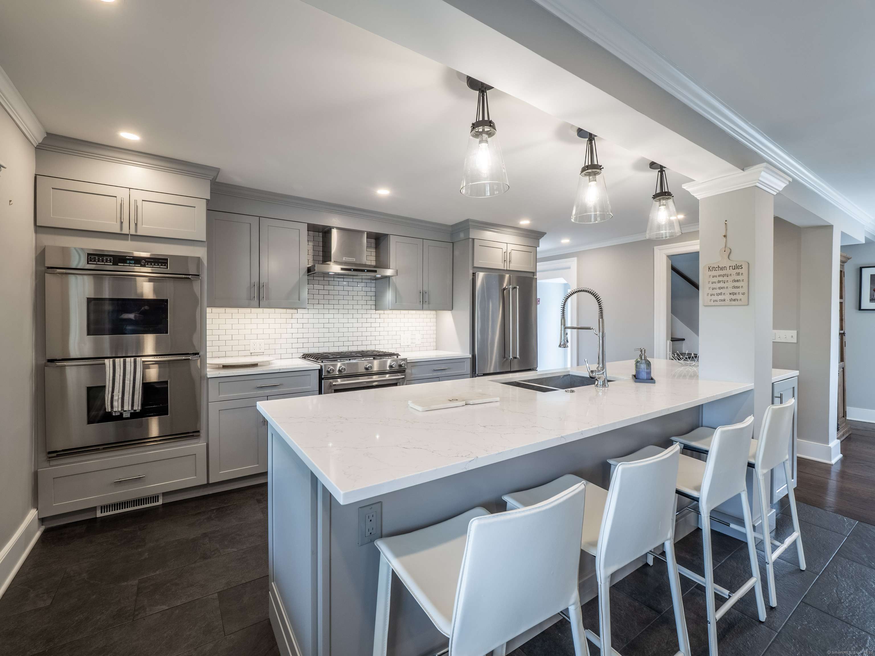 Westport, CT 06880,7 Mansfield Place
