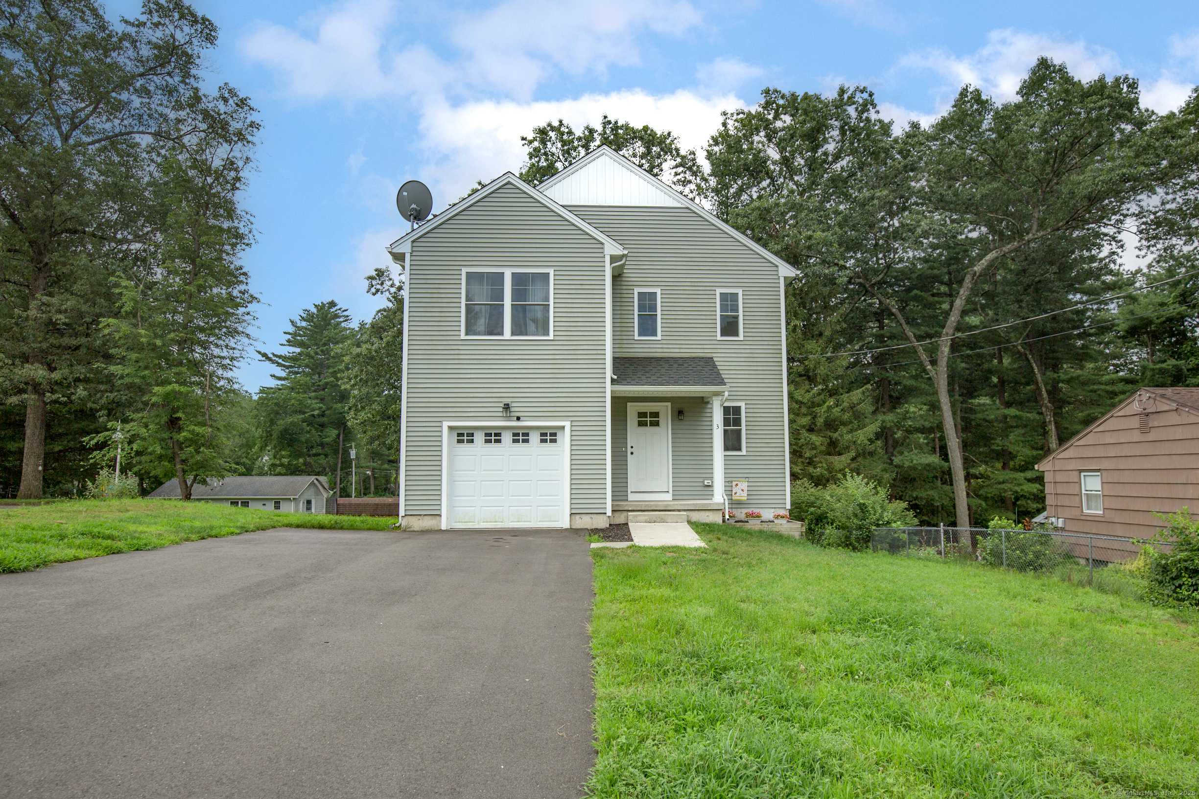 3 Henry Road, Enfield, CT 06082