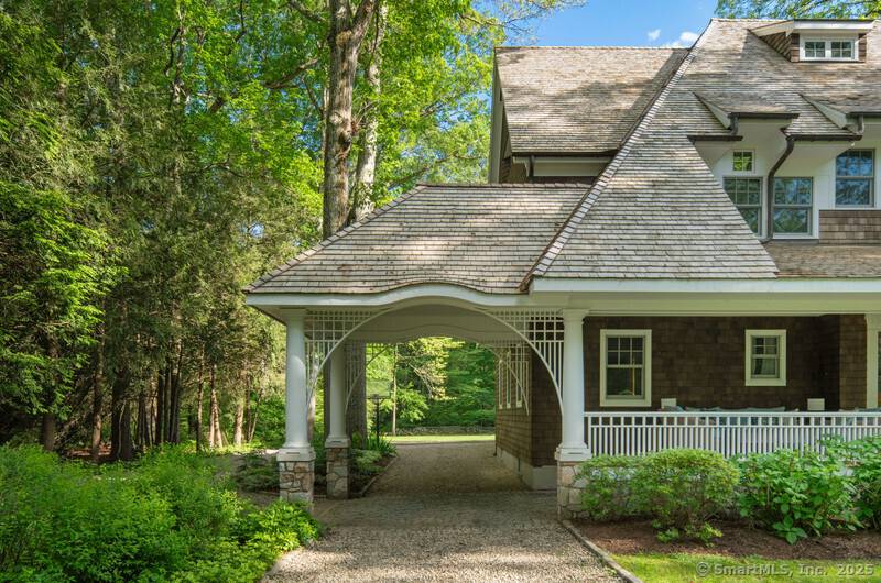 Westport, CT 06880,9 Bobwhite Drive