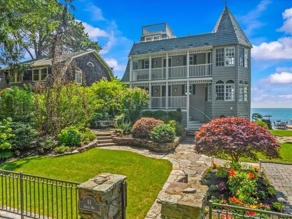 50 & 61 Grove Way, Clinton, CT 06413