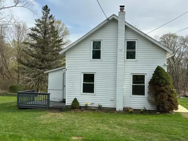 8 Straits Turnpike Lane, Morris, CT 06763