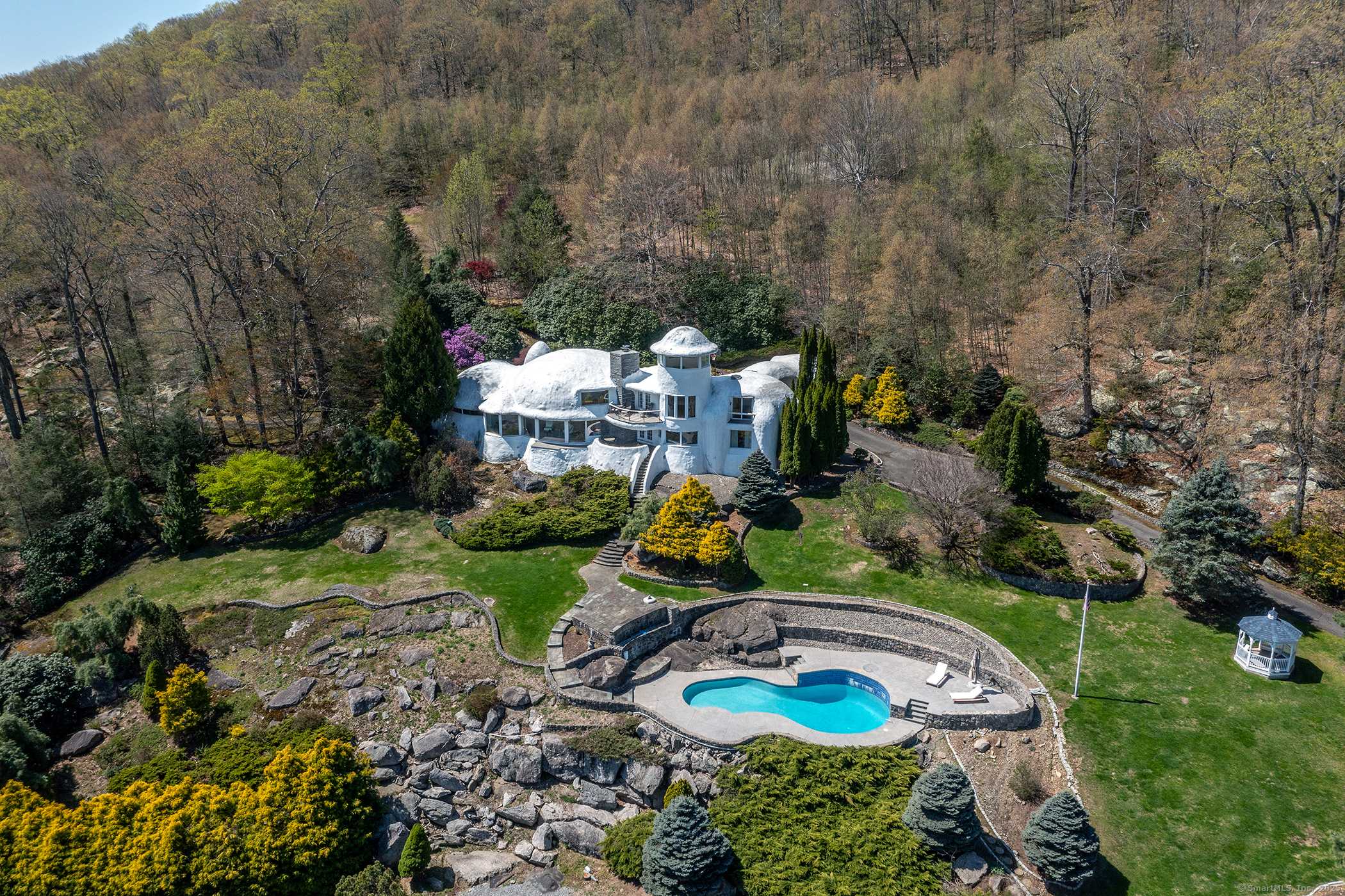 New Fairfield, CT 06812,155 Shortwoods Road
