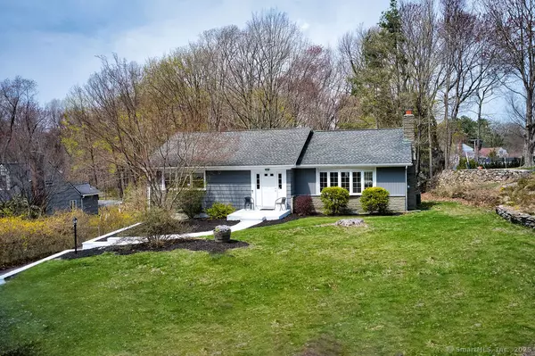 150 Lake Avenue, Trumbull, CT 06611