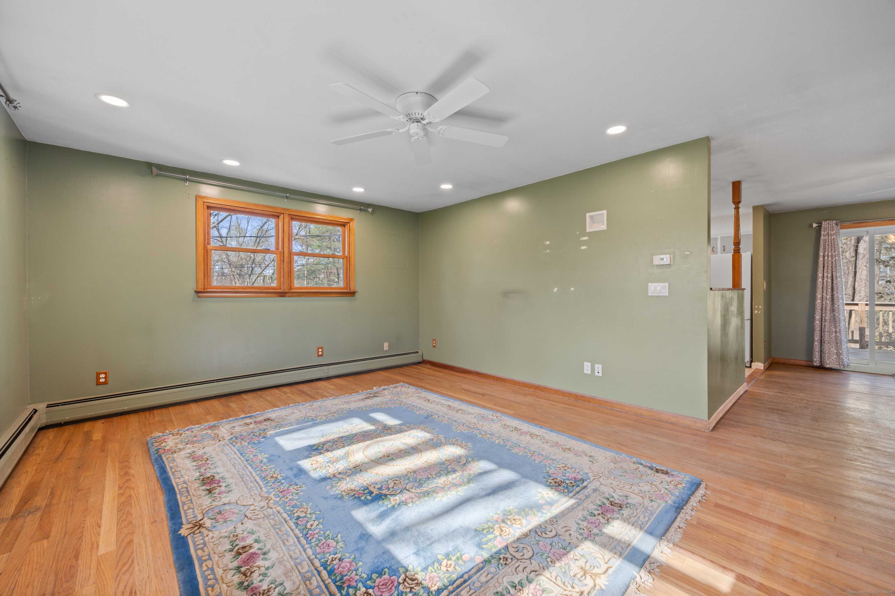 North Haven, CT 06473,19 Cricket Court