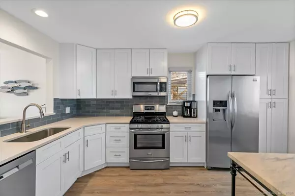 East Haven, CT 06512,1 Mansfield Grove Road #APT 206