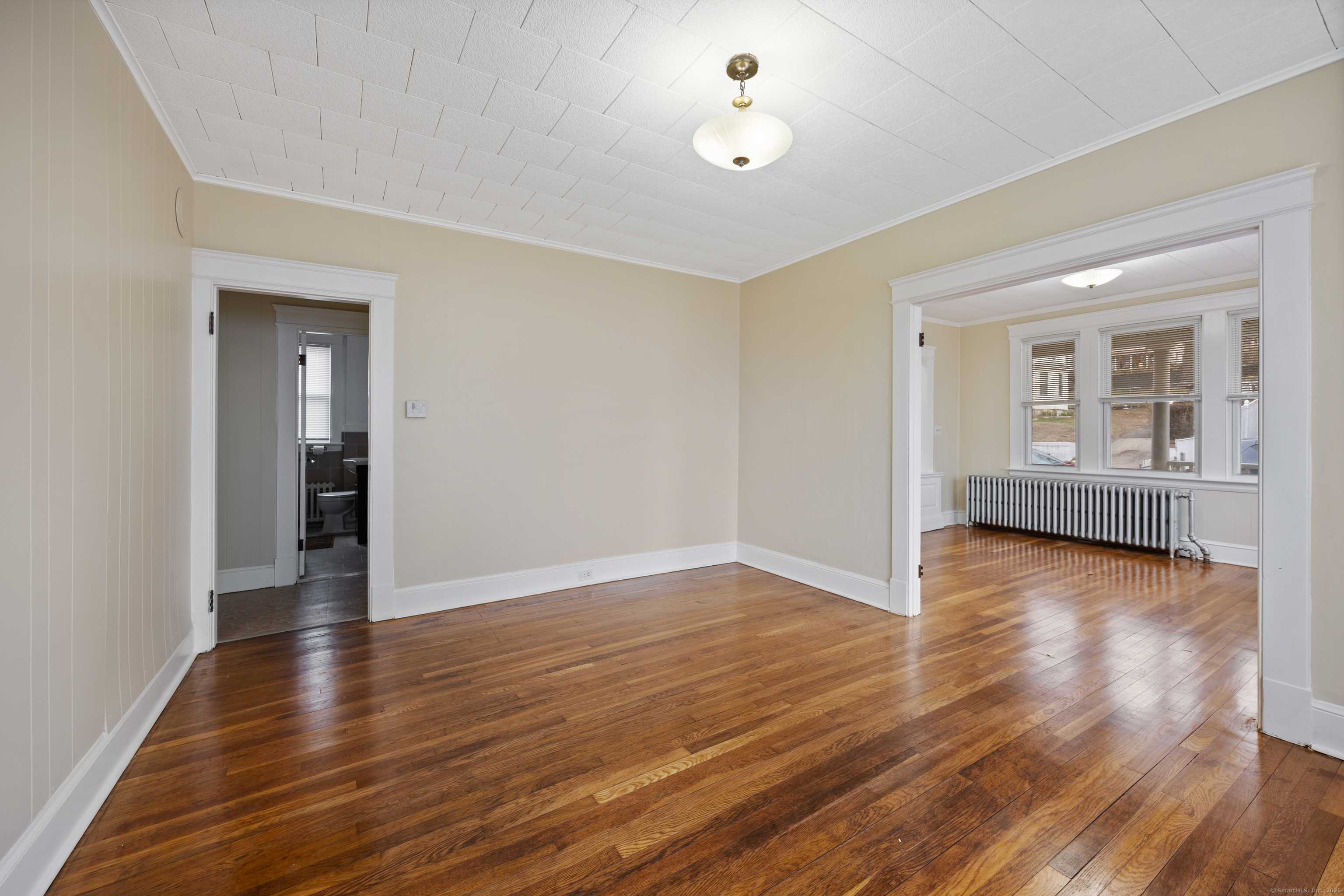 Waterbury, CT 06704,58 Beech Street