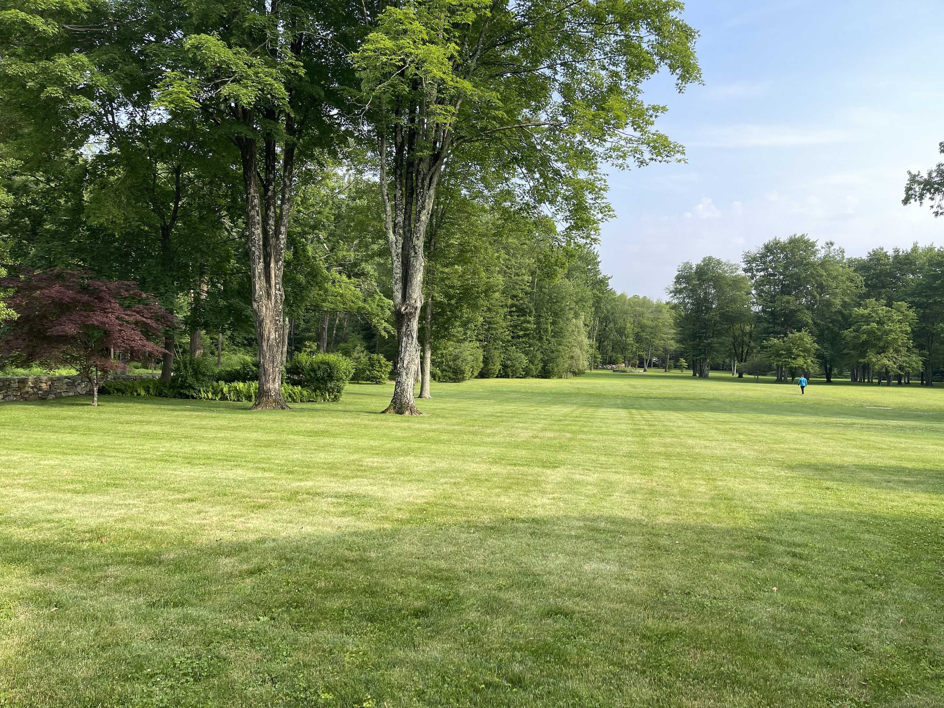Easton, CT 06612,70 Redding Road