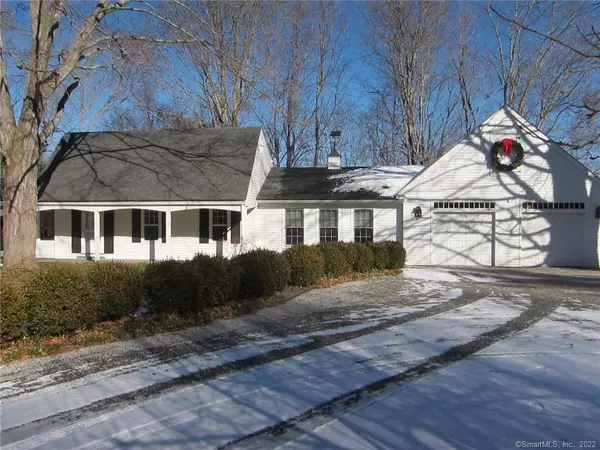 9 Ingham Hill Road #Guest House, Essex, CT 06426