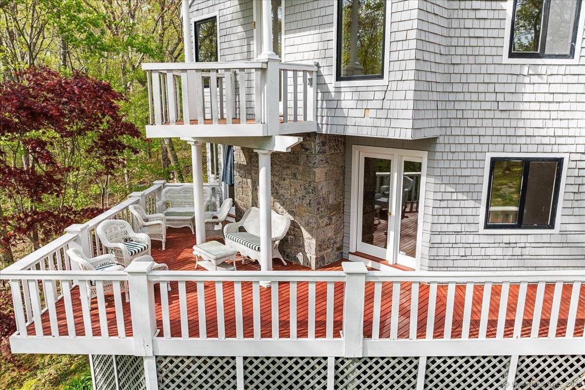 Essex, CT 06442,86 Lynn Road