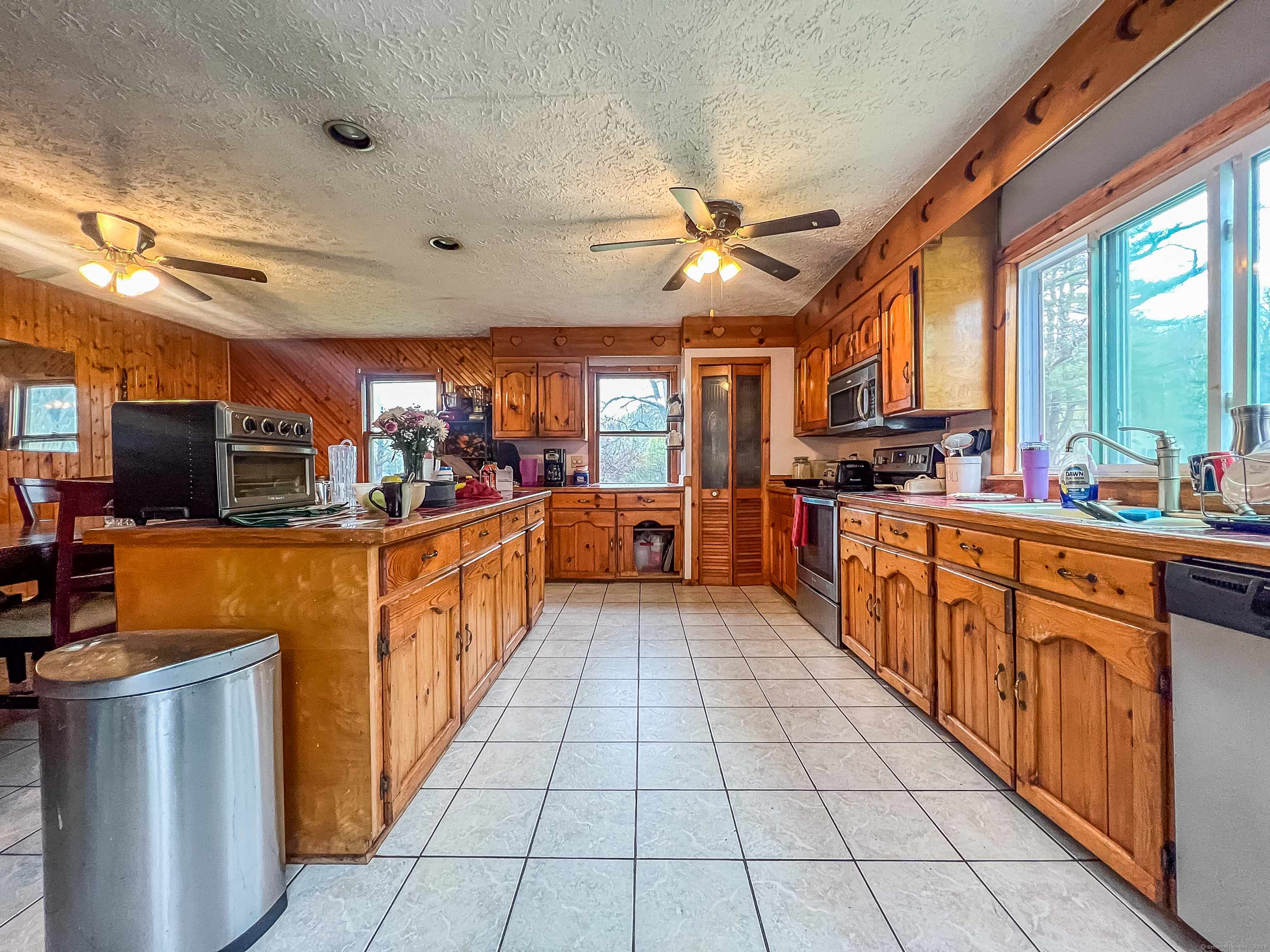 Wallingford, CT 06492,350 Williams Road