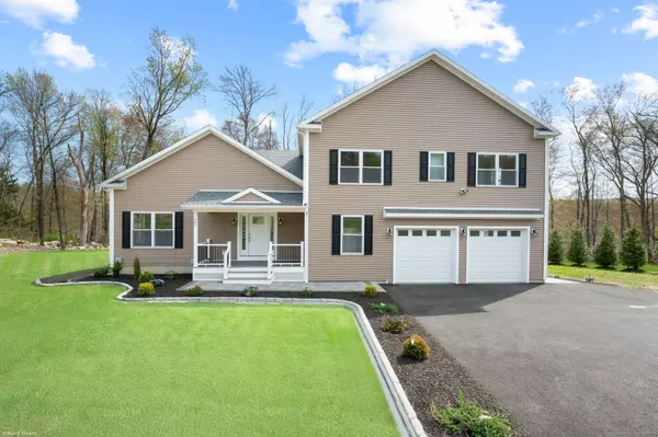 383 Leonard Road, Middlebury, CT 06762