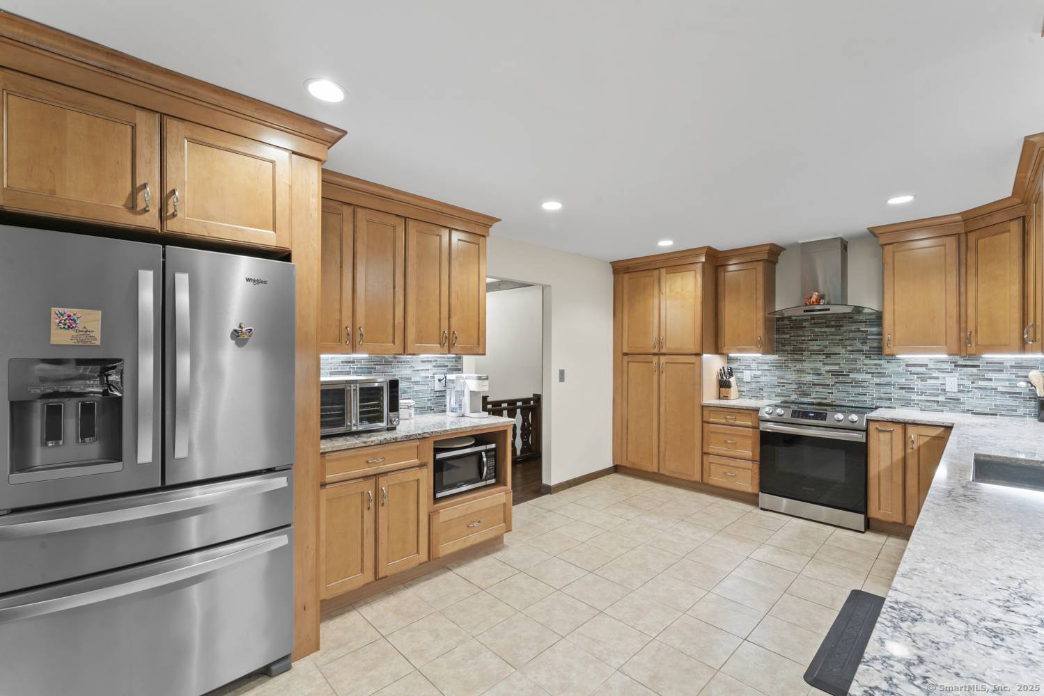 Newtown, CT 06470,49 Birch Hill Road