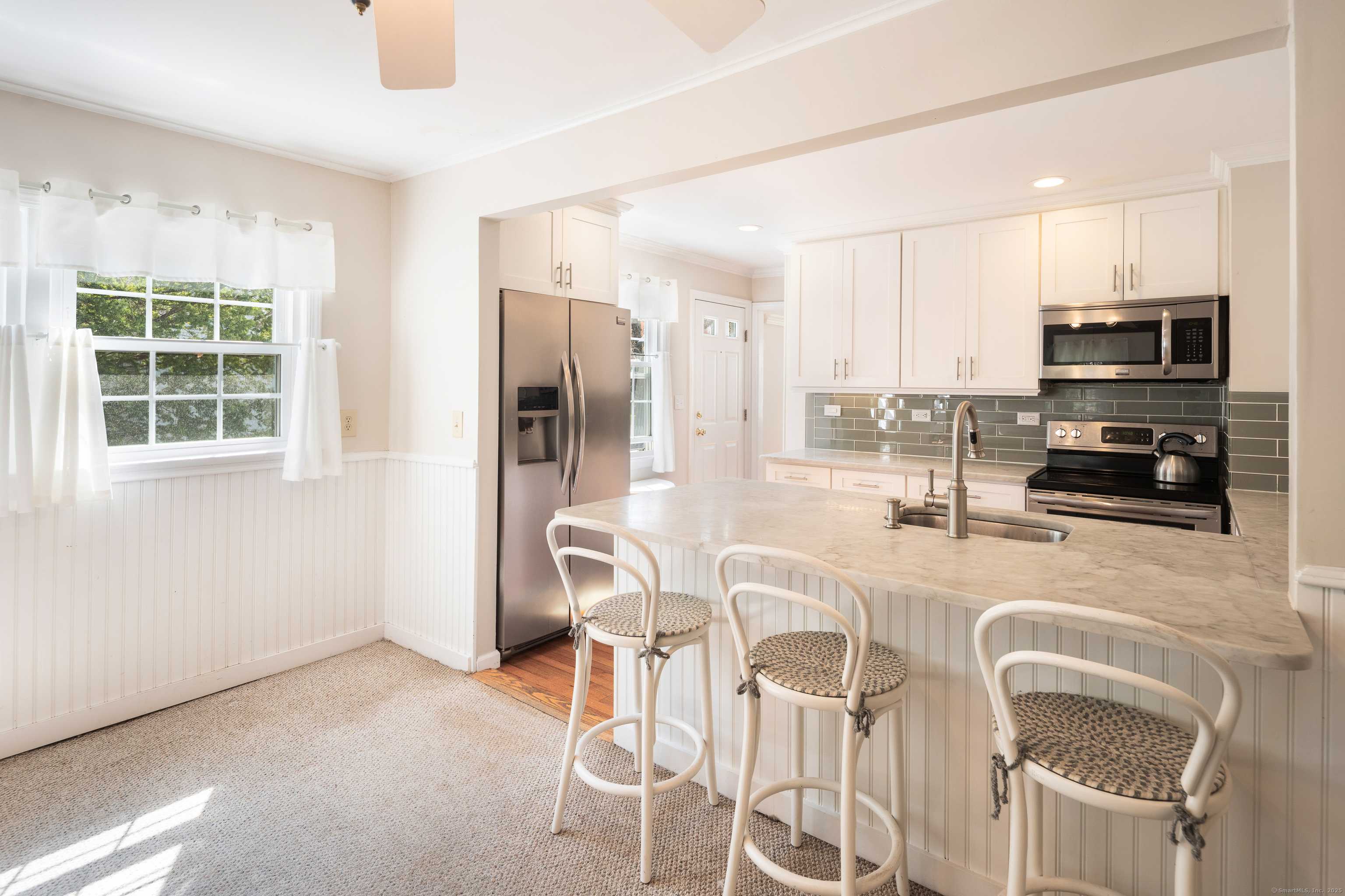 Darien, CT 06820,65 Maple Street
