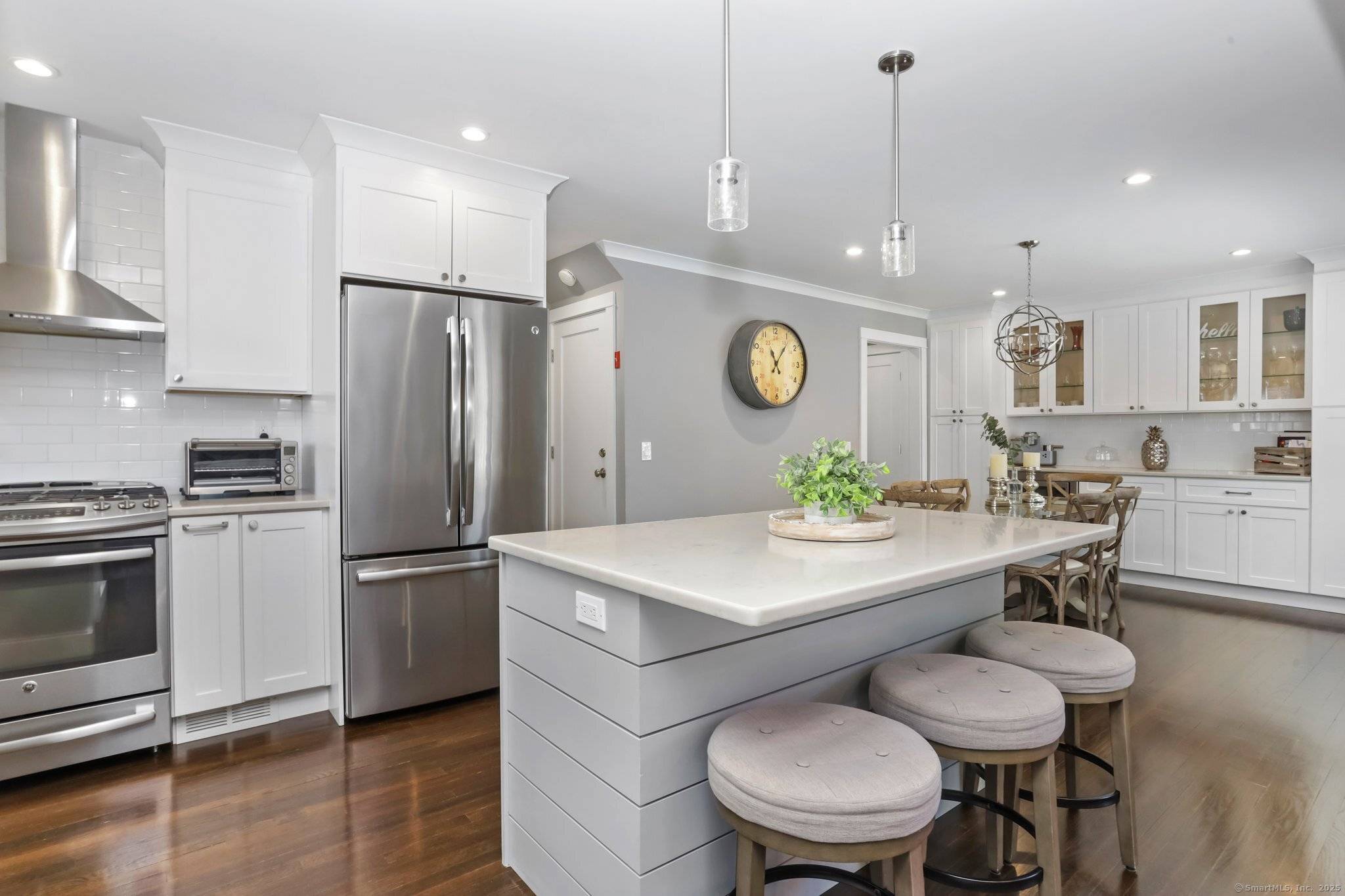 15 Sterling Place, Stamford, CT 06907