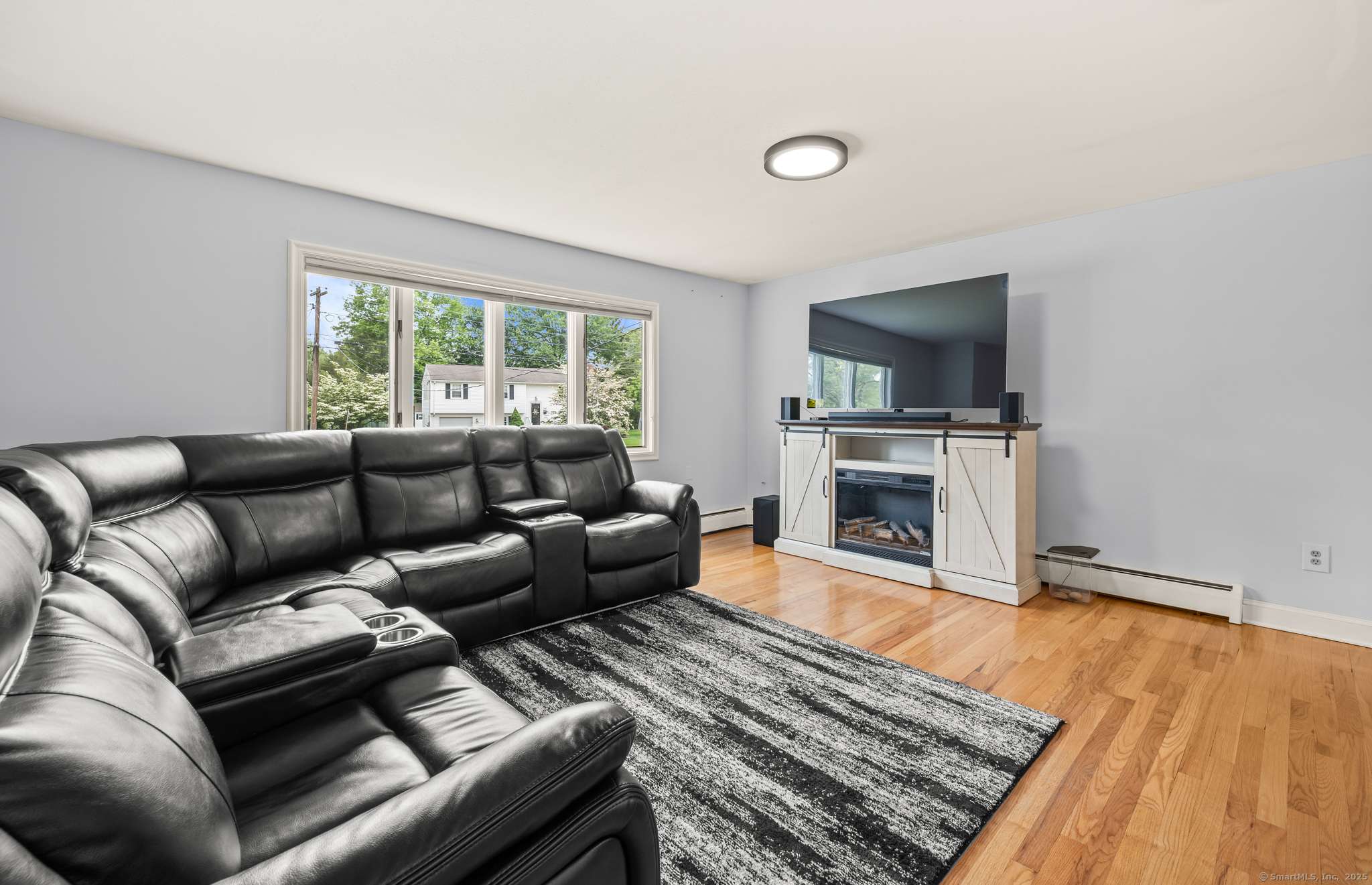 Newington, CT 06111,283 Hillcrest Avenue