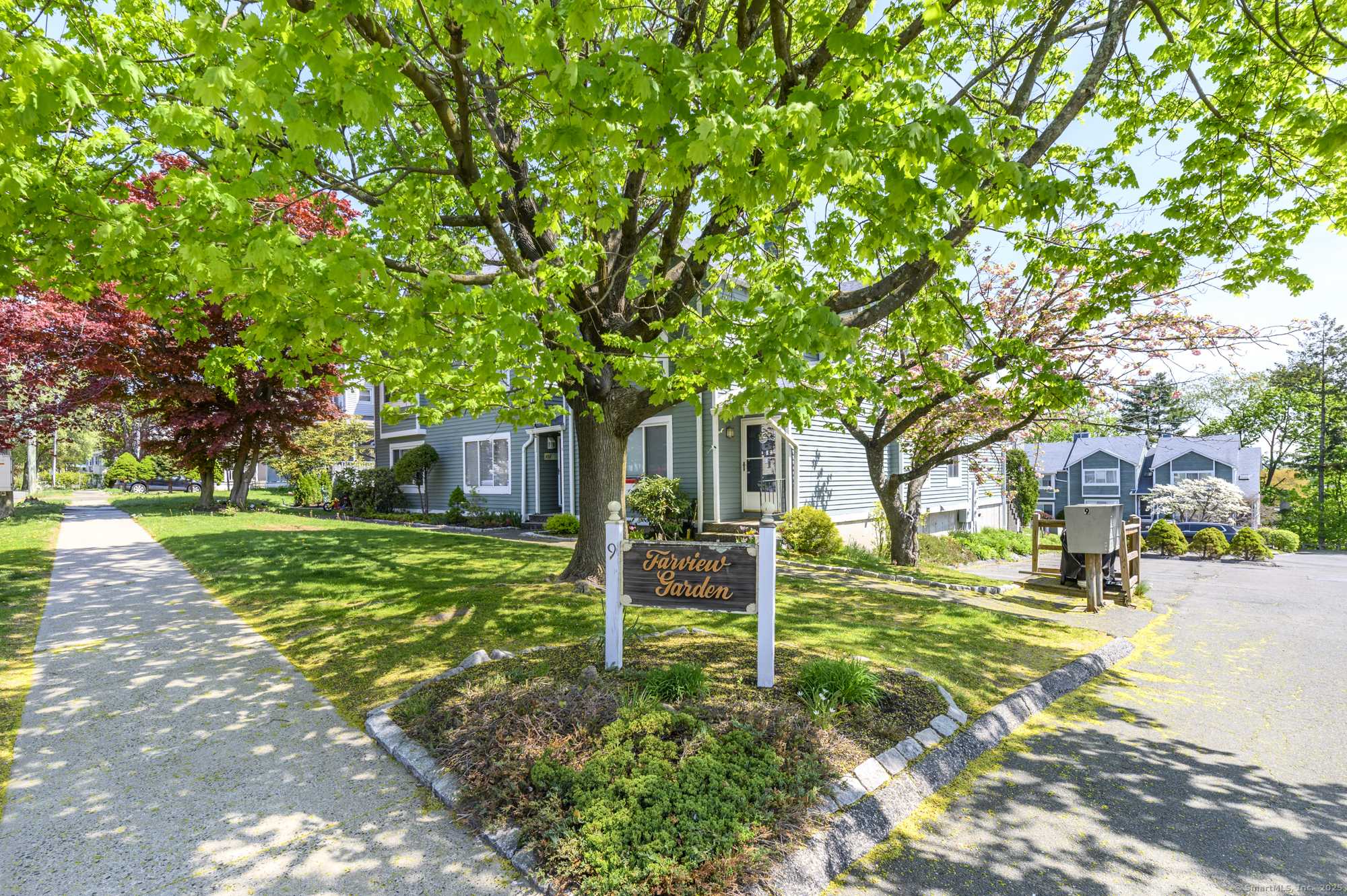 Danbury, CT 06810,9 Farview Avenue #2-9