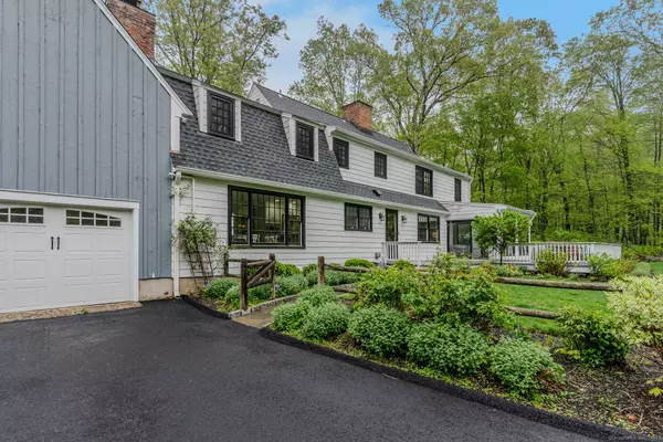 Easton, CT 06612,158 Mile Common Road