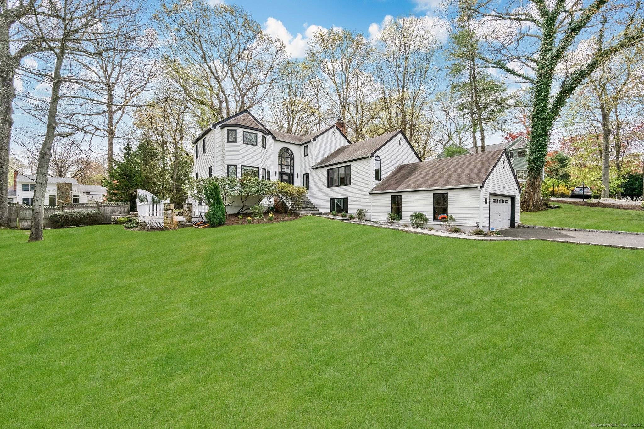 Westport, CT 06880,11 The Mews