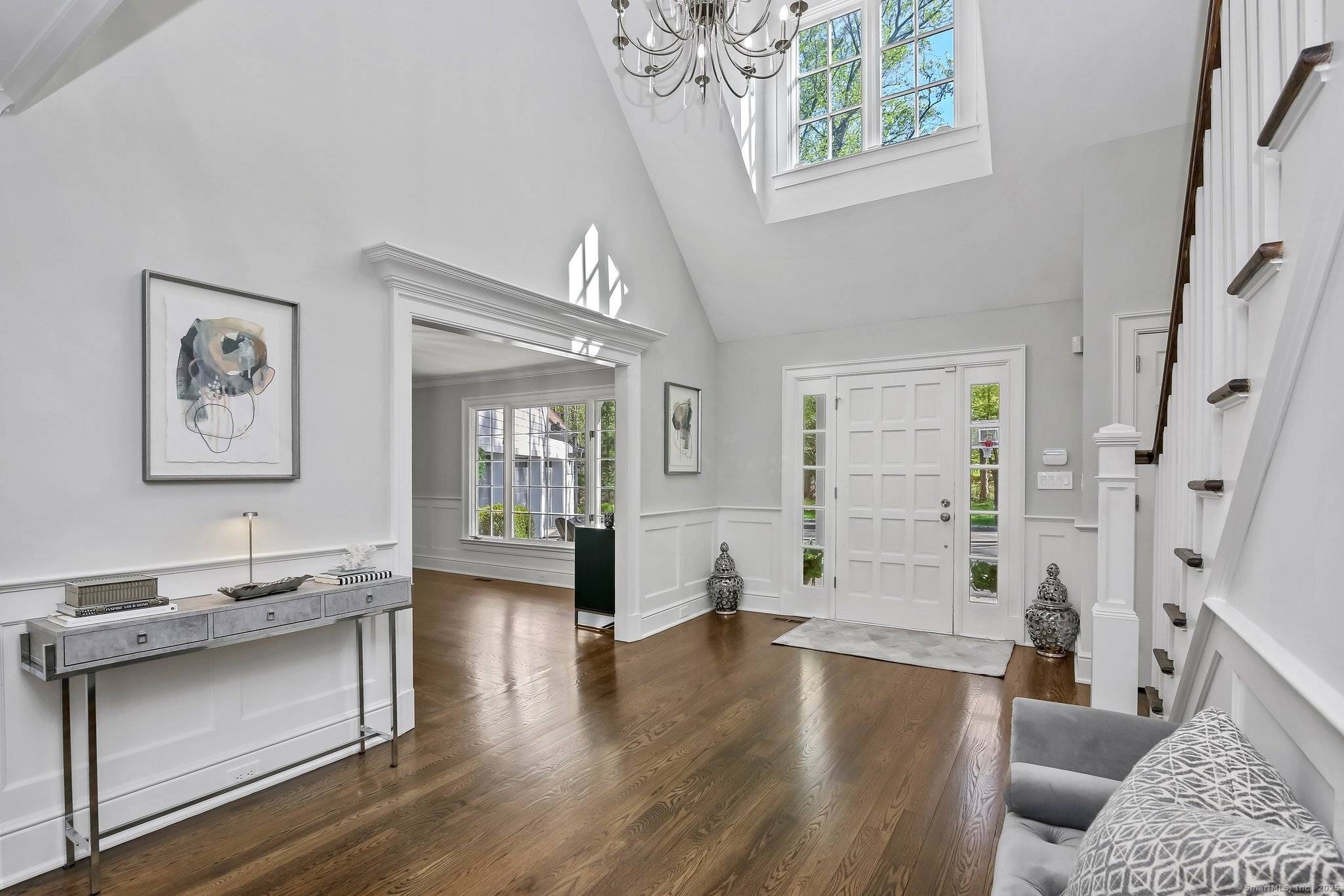 New Canaan, CT 06840,361 Frogtown Road