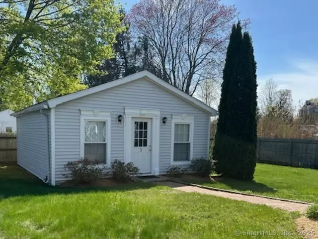 Madison, CT 06443,126 Bradley Road #3