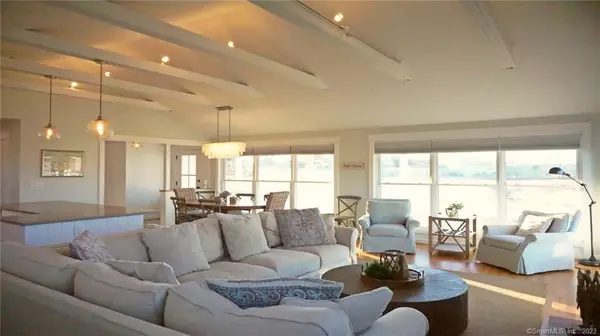 Groton, CT 06340,105 Sound Breeze Avenue