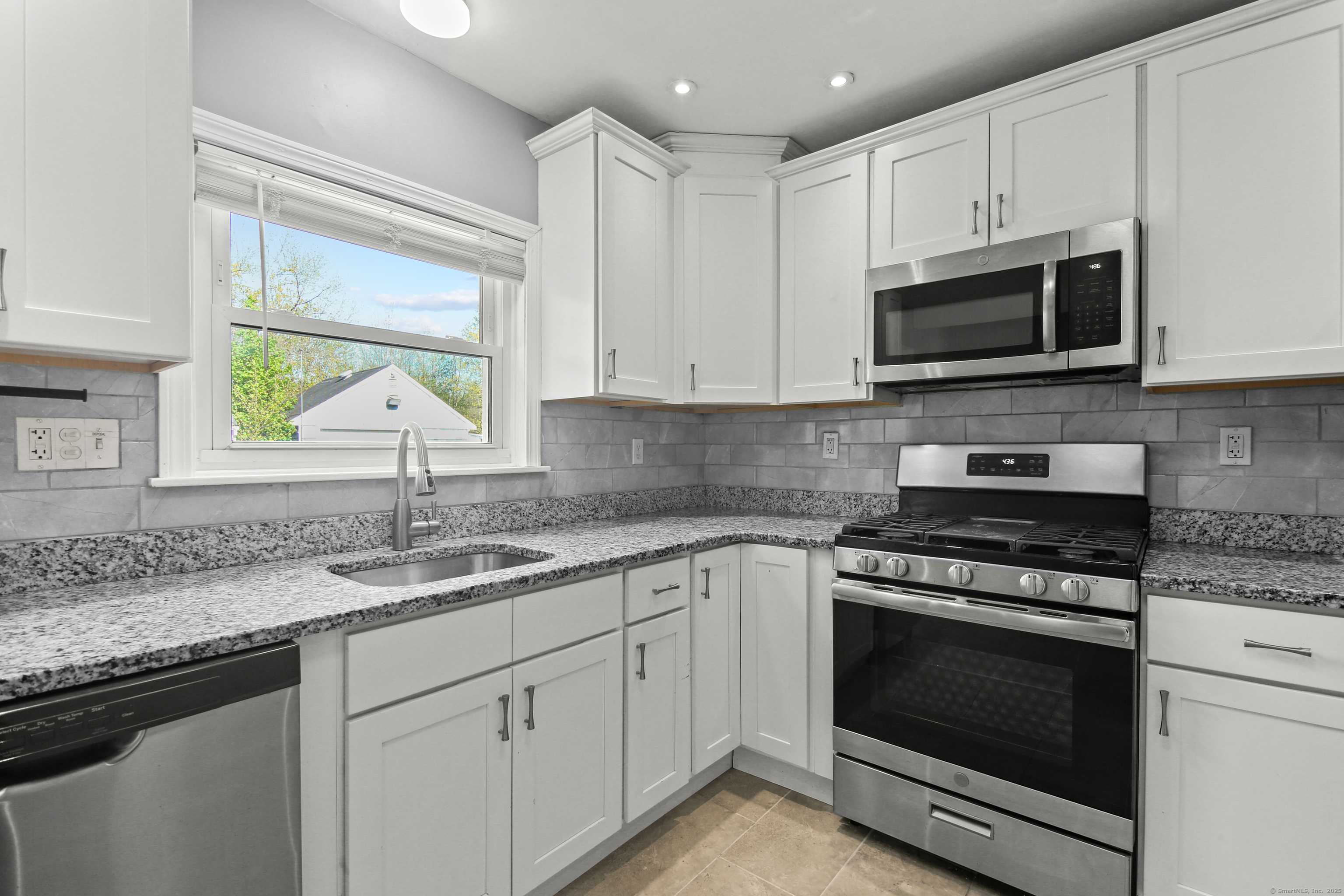 Middletown, CT 06457,90 West Street