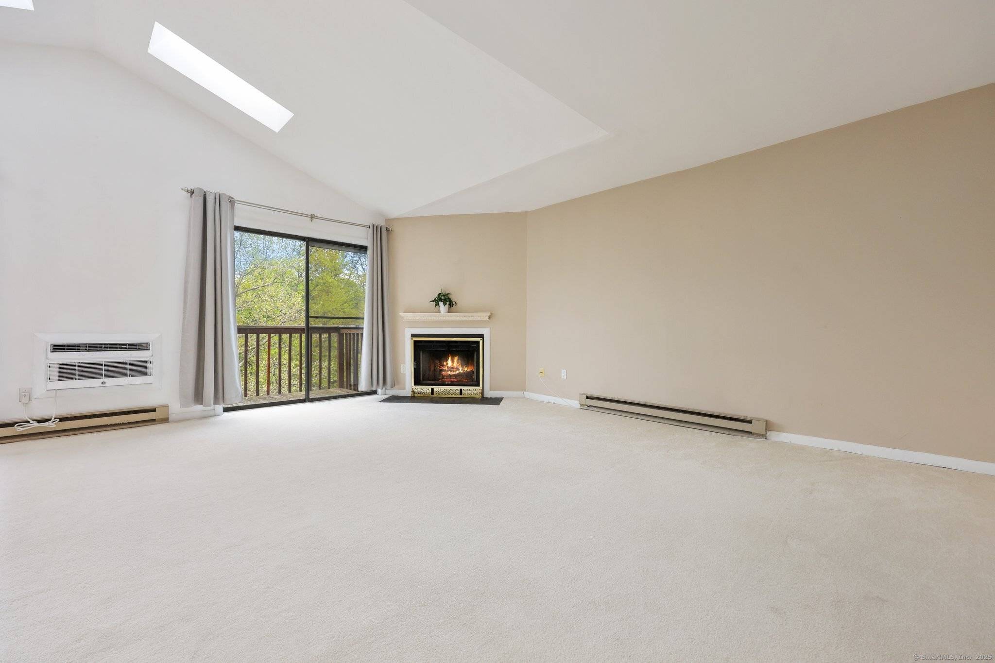 Norwalk, CT 06854,97 Richards Avenue #APT F5