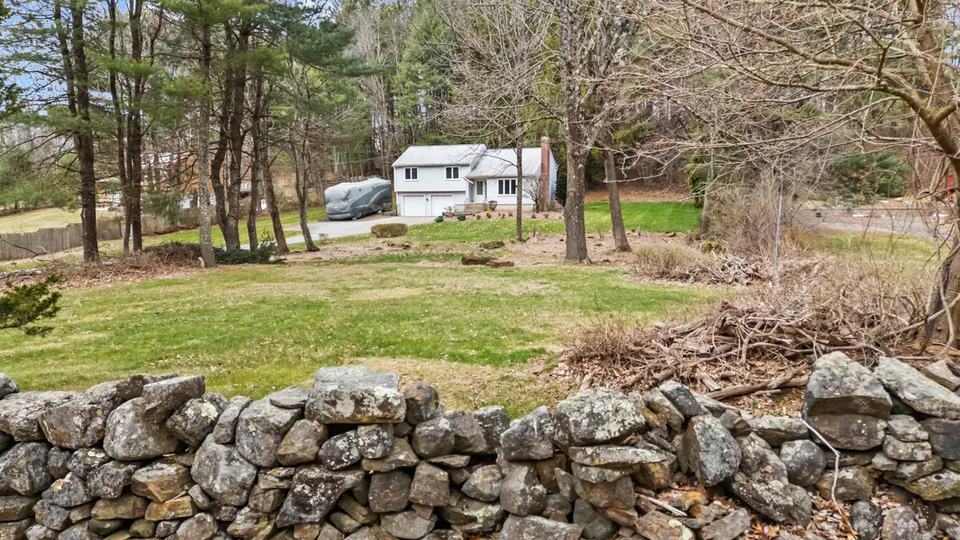 17 Rockwell Road, Stafford, CT 06076