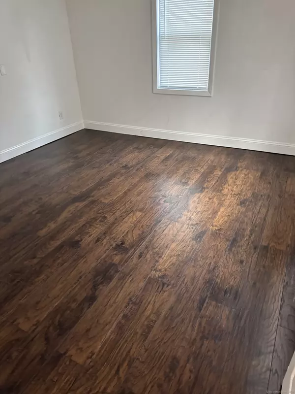 Bridgeport, CT 06606,376 Dexter Drive