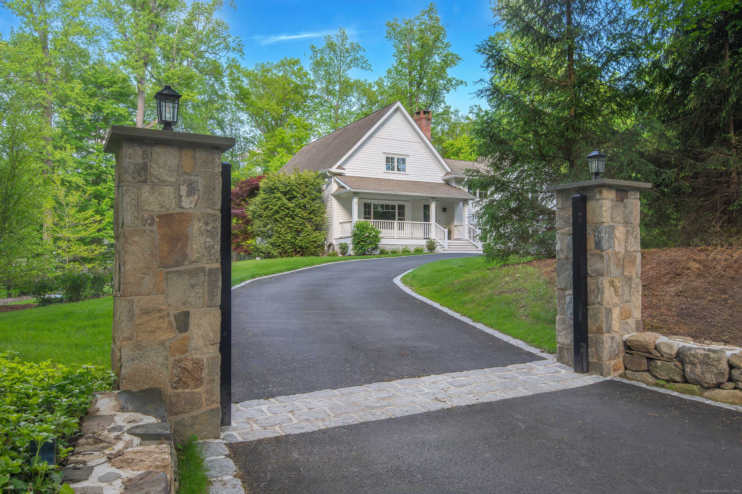 Ridgefield, CT 06877,72 South Salem Road